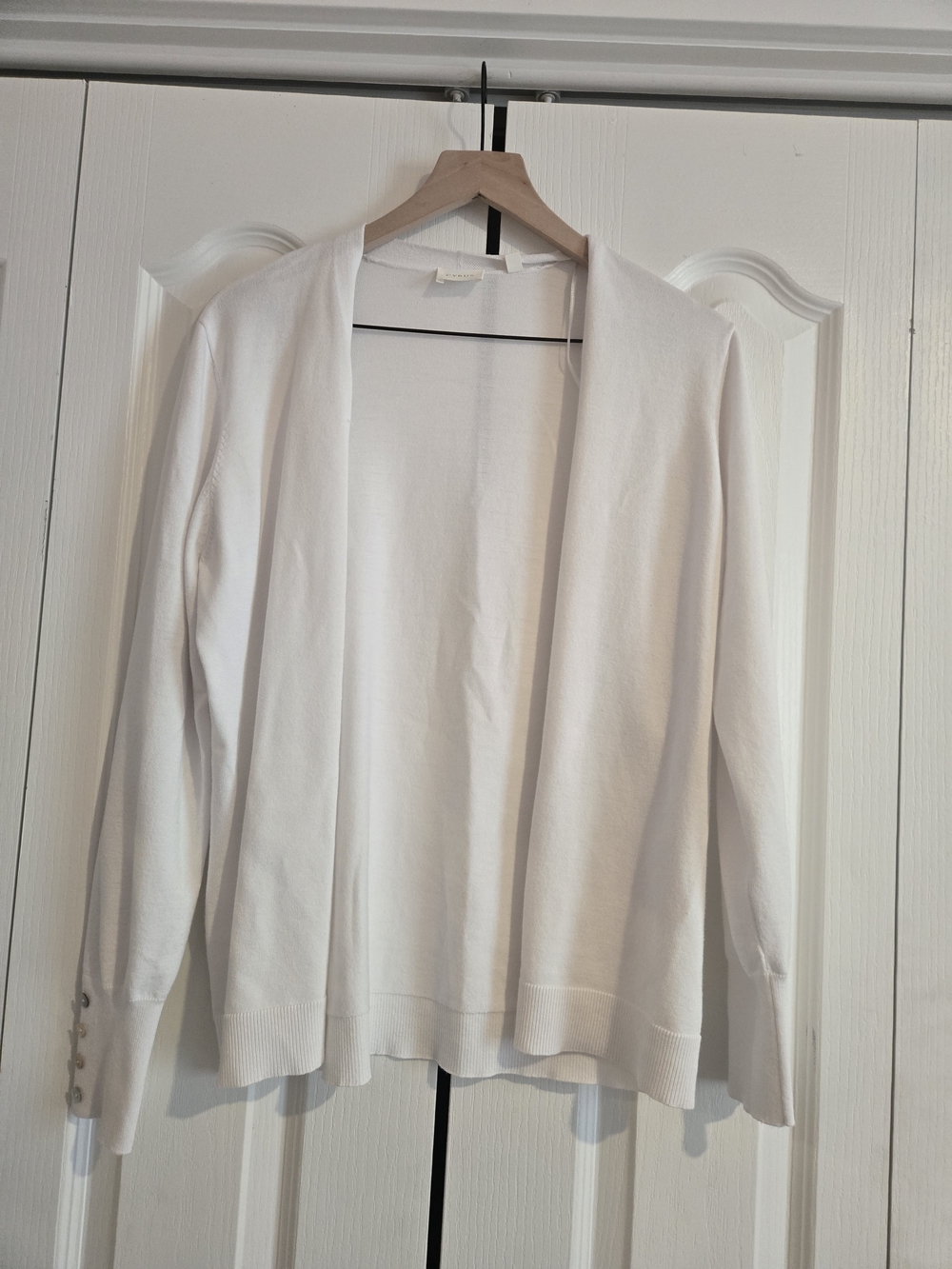 Cyrus The Lightweight Button Cuff Cardigan Women's White